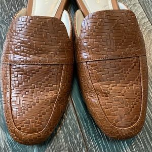 Size 5.5 COLE HAAN Mules Slides in Woven Brown Leather USED great condition